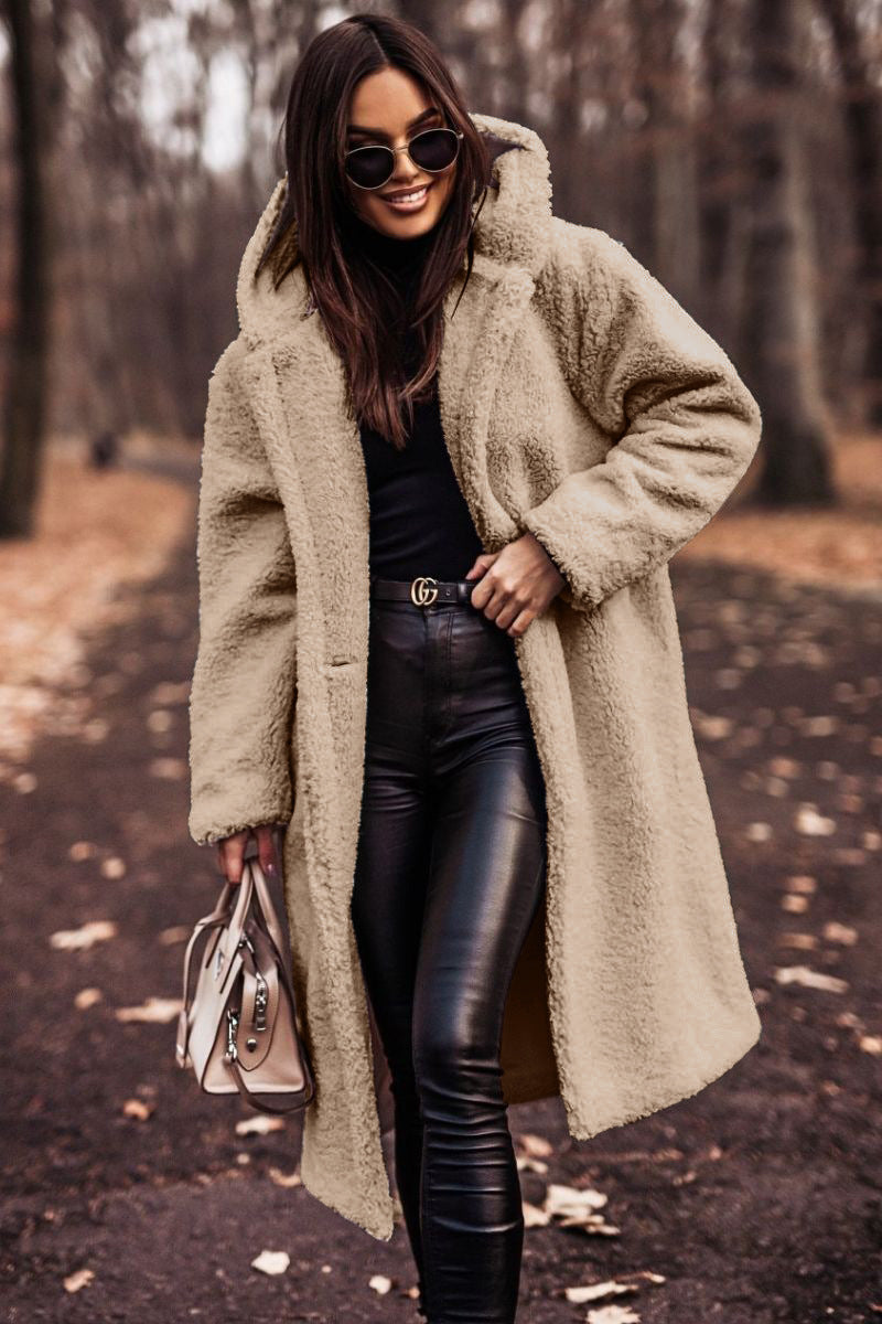 Manteau en laine pour femmes, long, propre, de couleur, à manches longues.