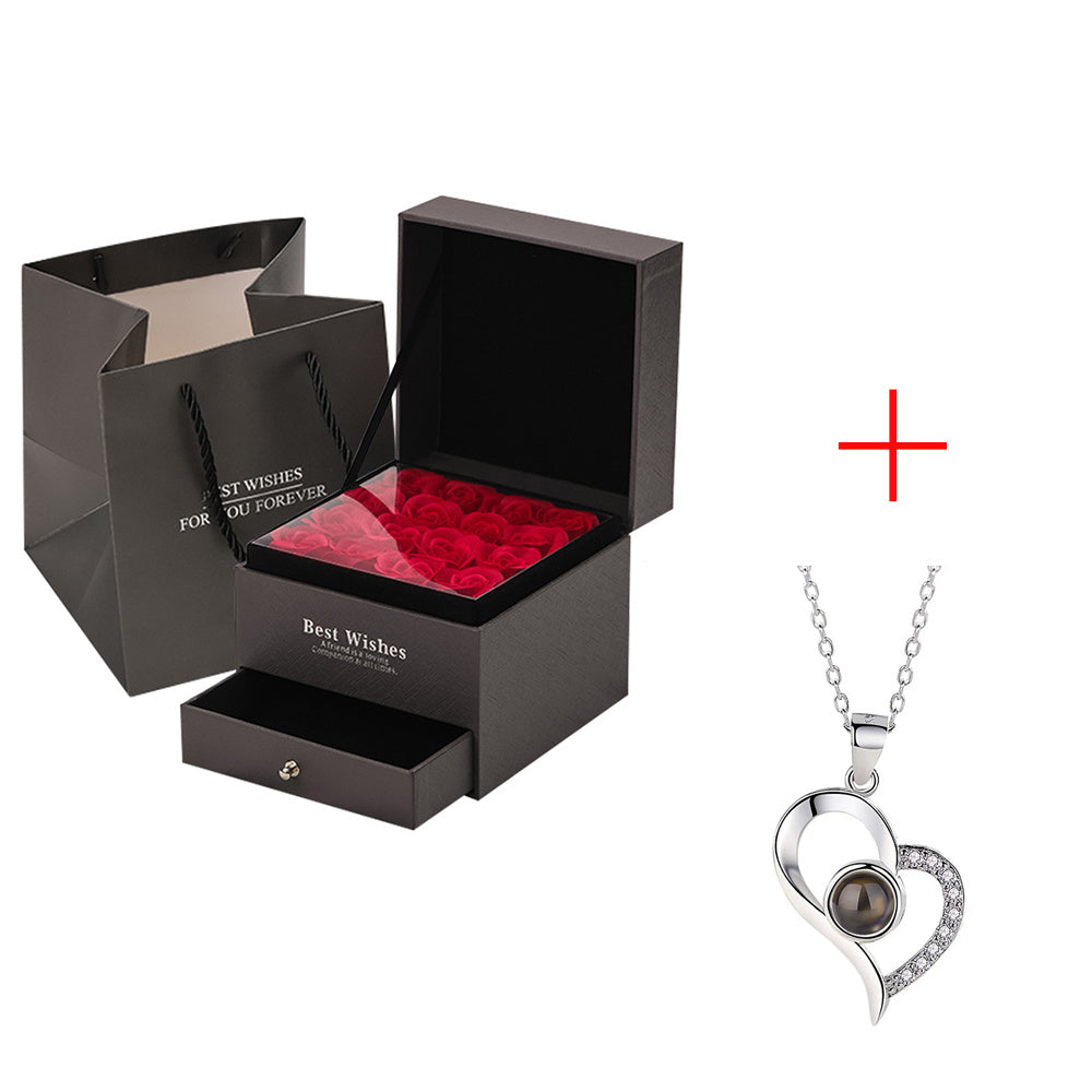 Coffret cadeau collier rose, cadeau parfait pour la Saint-Valentin.