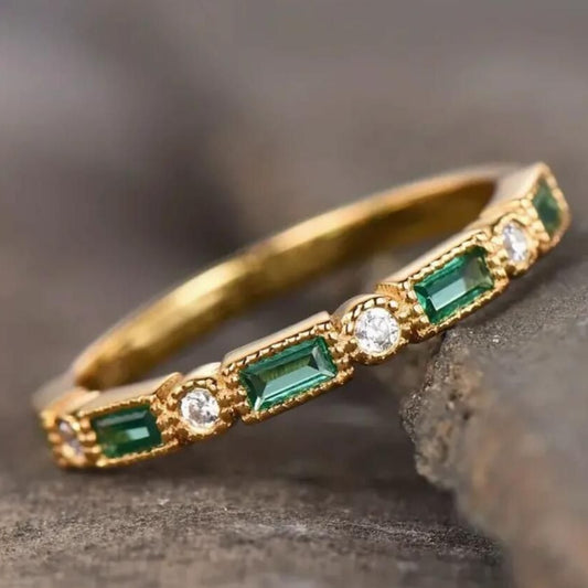 High quality European and American emerald ring