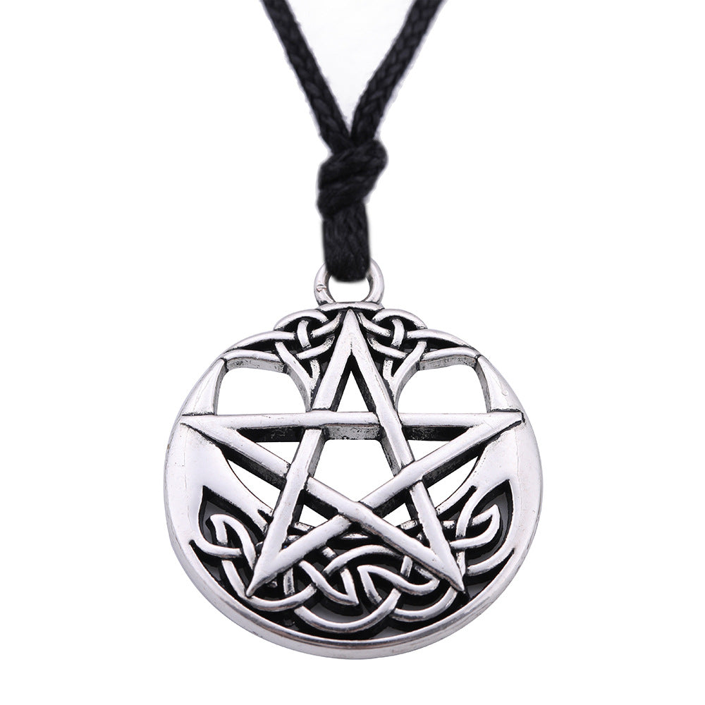 Collier en alliage de pentagramme en forme de pendentif rond chanceux