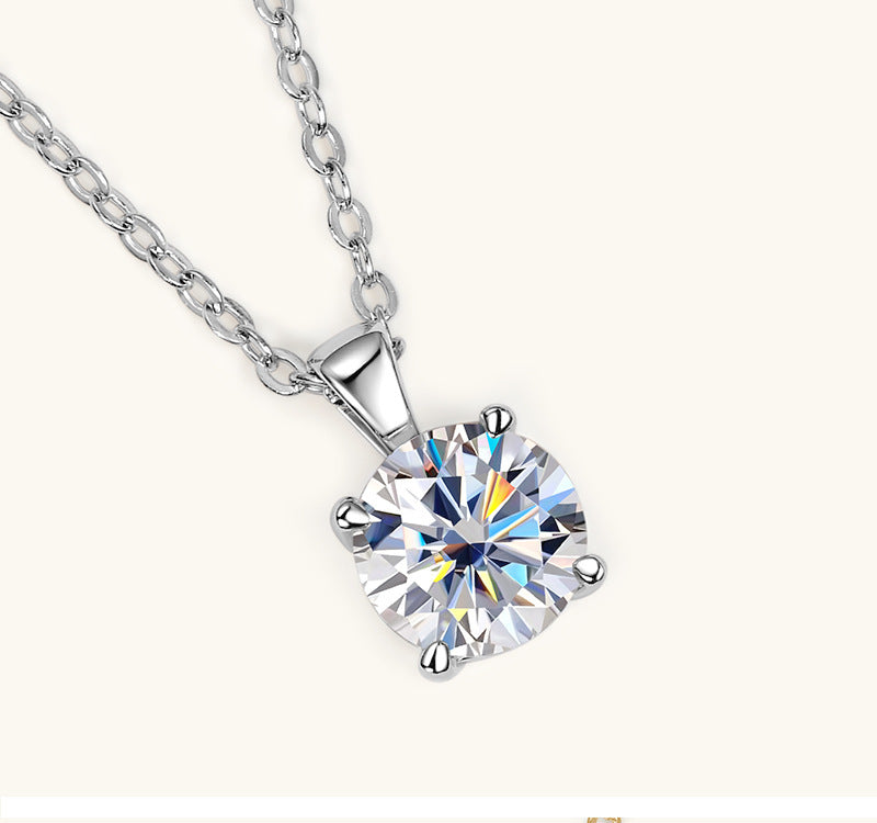 Collier classique à quatre griffes en diamants avec pendentif en or 18 carats plaqué argent 925 de haute qualité