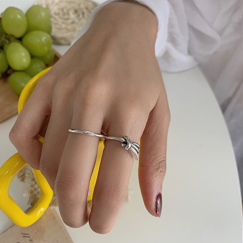 Bague littéraire à diamant unique pour femme