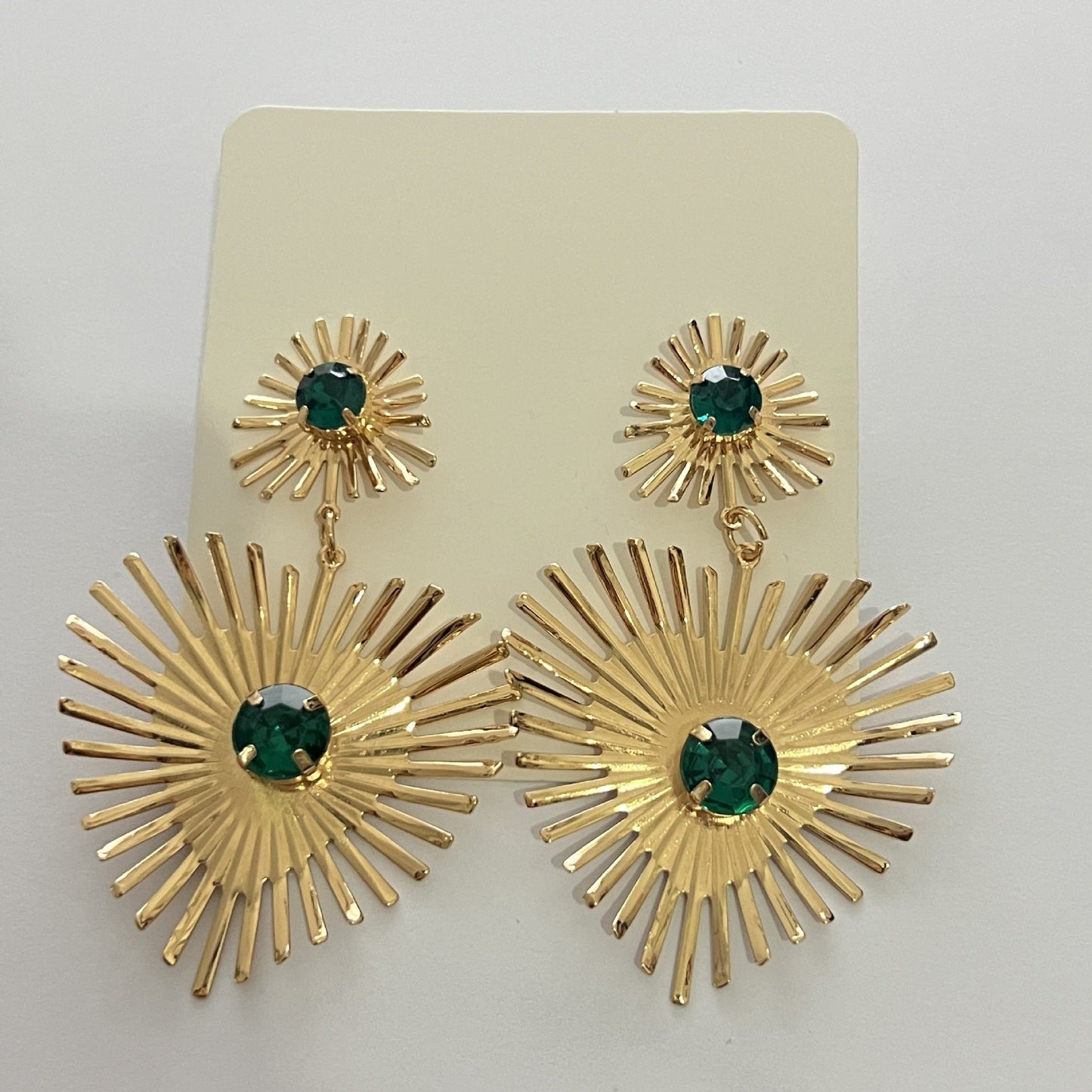 Boucles d'oreilles en forme de cœur de tournesol bohémien avec strass, personnalité exagérée, boucles d'oreilles d'amour pour femmes, bijoux de la Saint - Valentin. - KaoKao