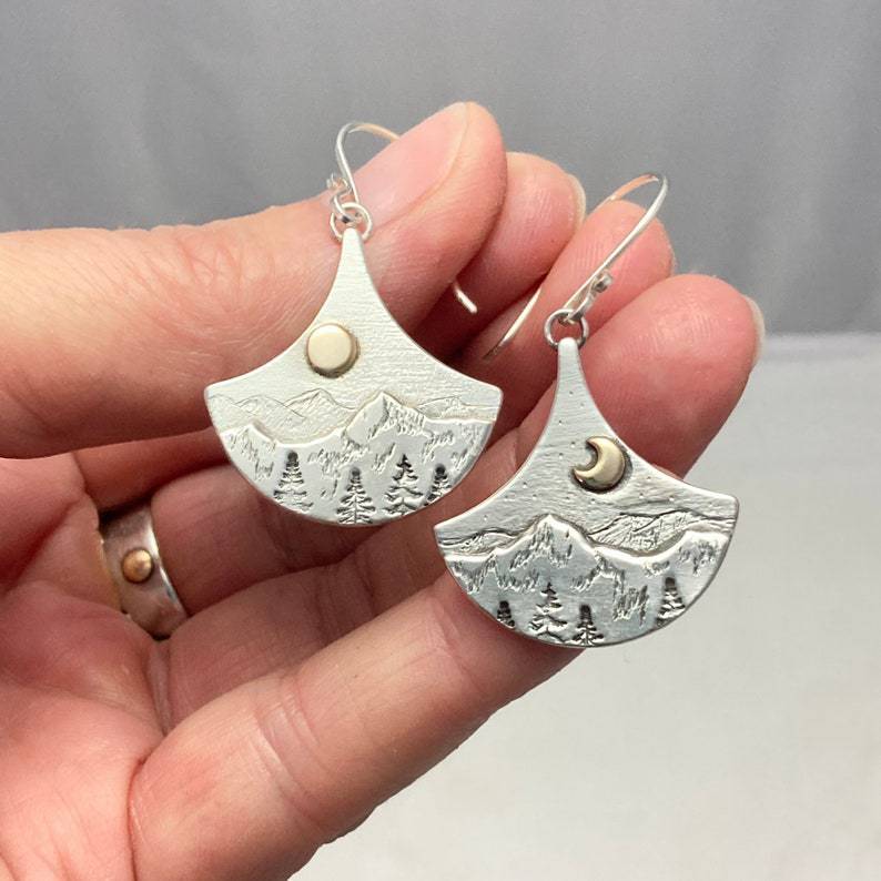 Boucles d'oreilles électroplaquées Soleil et Lune pour femmes