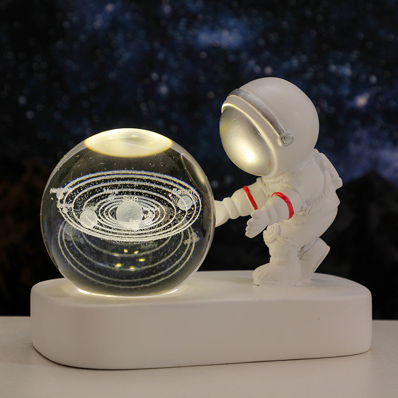 Veilleuse en forme de boule de cristal pour astronaute de la galaxie planétaire, alimentée par USB, lumière de chevet chaude, cadeau d'anniversaire