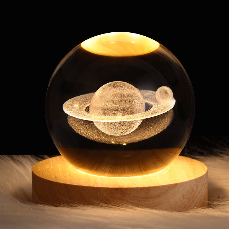Ciel étoilé lumineux et planètes, lune, boule de cristal, petite lampe de nuit, projection d'ambiance, lumière, cadeau créatif, nouveau cadeau étrange.