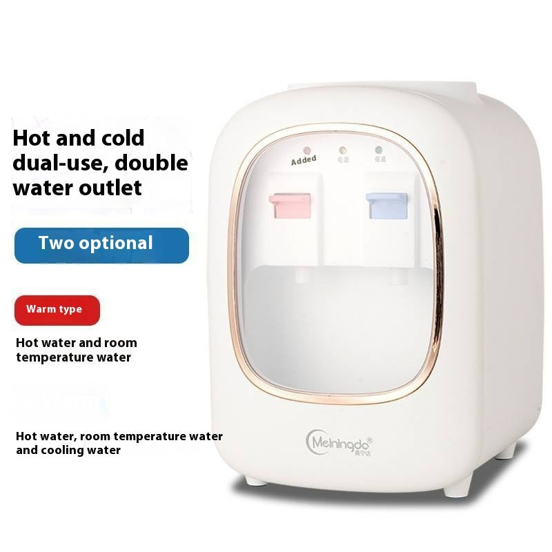 Petit distributeur d'eau de bureau en cartoon chaud et froid.