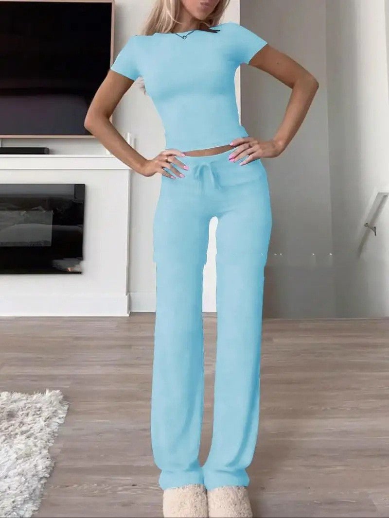 Ensemble décontracté avec haut à manches courtes et pantalon pour la maison - KaoKao