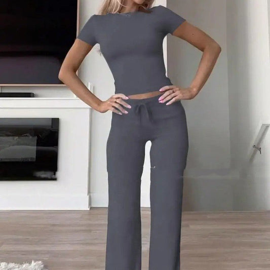 Ensemble décontracté avec haut à manches courtes et pantalon pour la maison - KaoKao