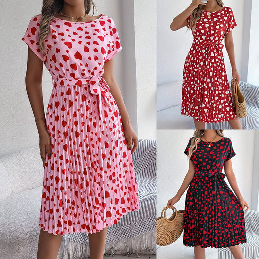 Robe plissée décontractée à manches courtes et taille ajustée, motif cœur et couleur contrastée - KaoKao