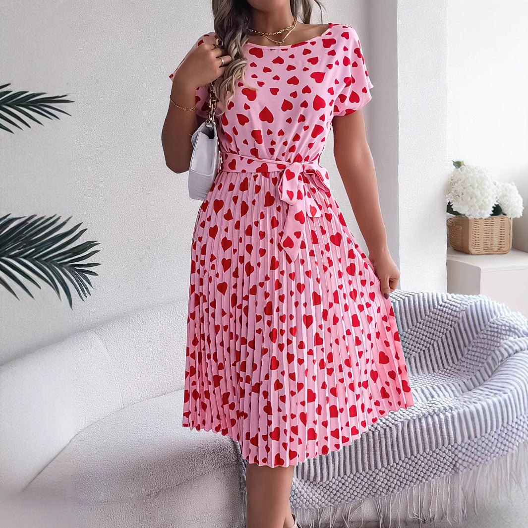 Robe plissée décontractée à manches courtes et taille ajustée, motif cœur et couleur contrastée - KaoKao