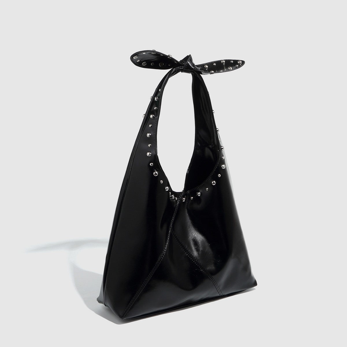 Sac fourre - tout à rivets et nœud, sac seau pour femme - KaoKao